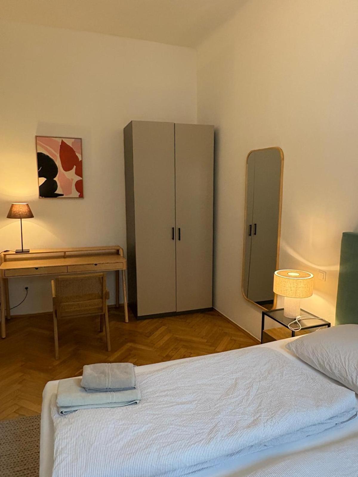 Premium Apartment In Altstadtnaehe Грац Экстерьер фото