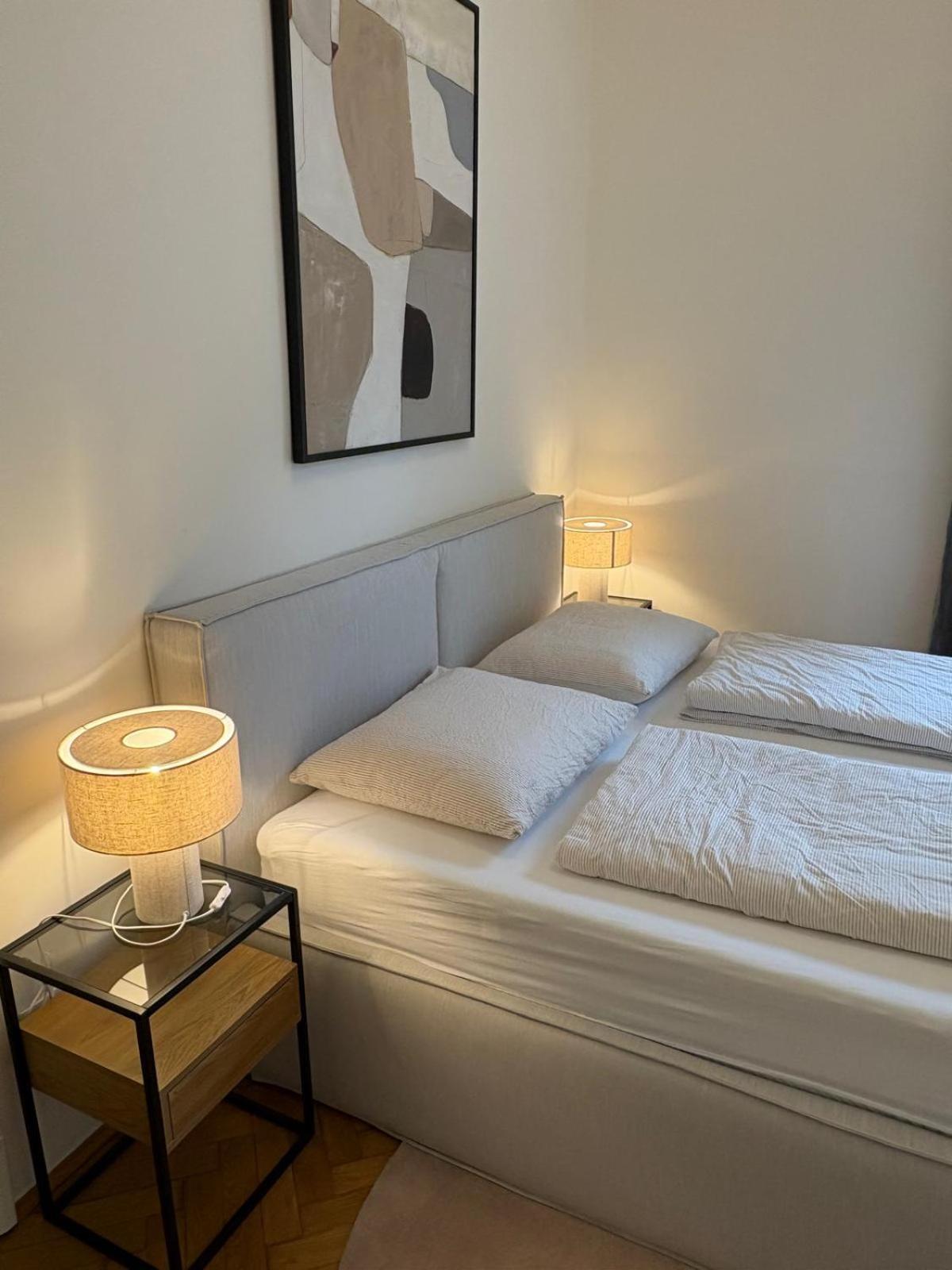 Premium Apartment In Altstadtnaehe Грац Экстерьер фото